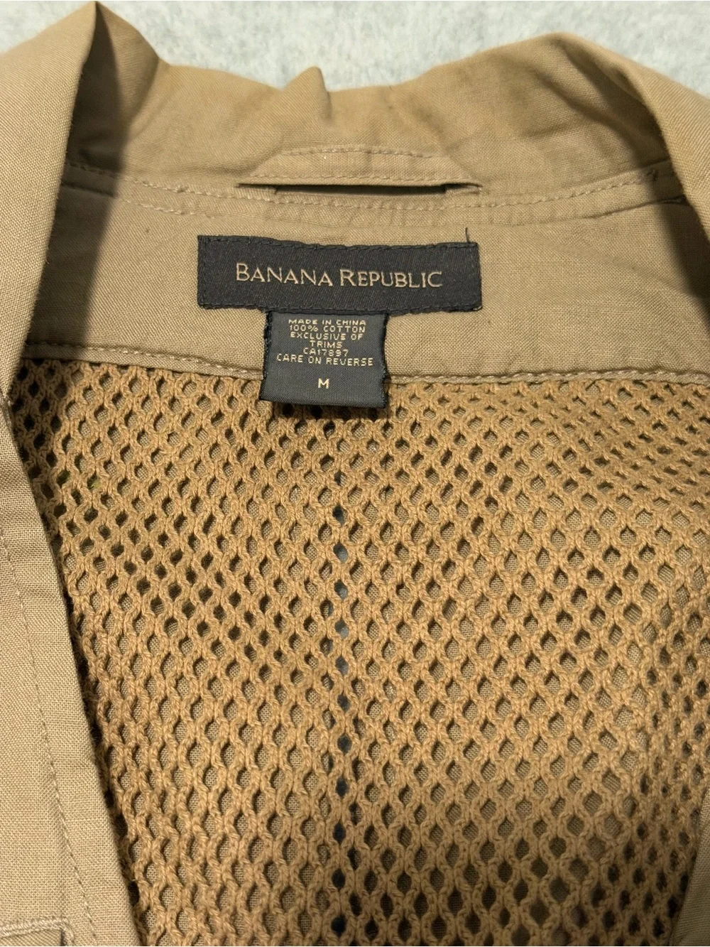 Banana Republic Safari Photographer Hiking Hunting Camping Fishing Khaki Vest M